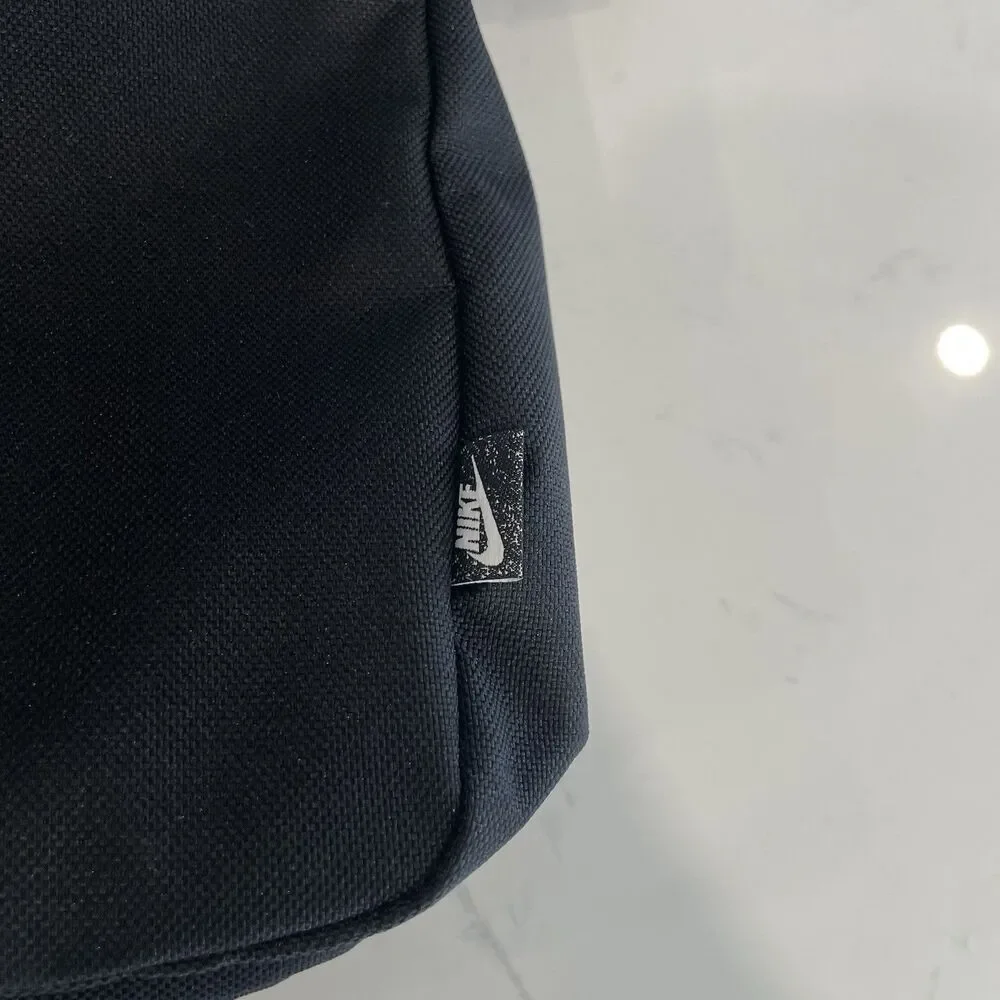 Nike Black Heritage Crossbody Bag 4L